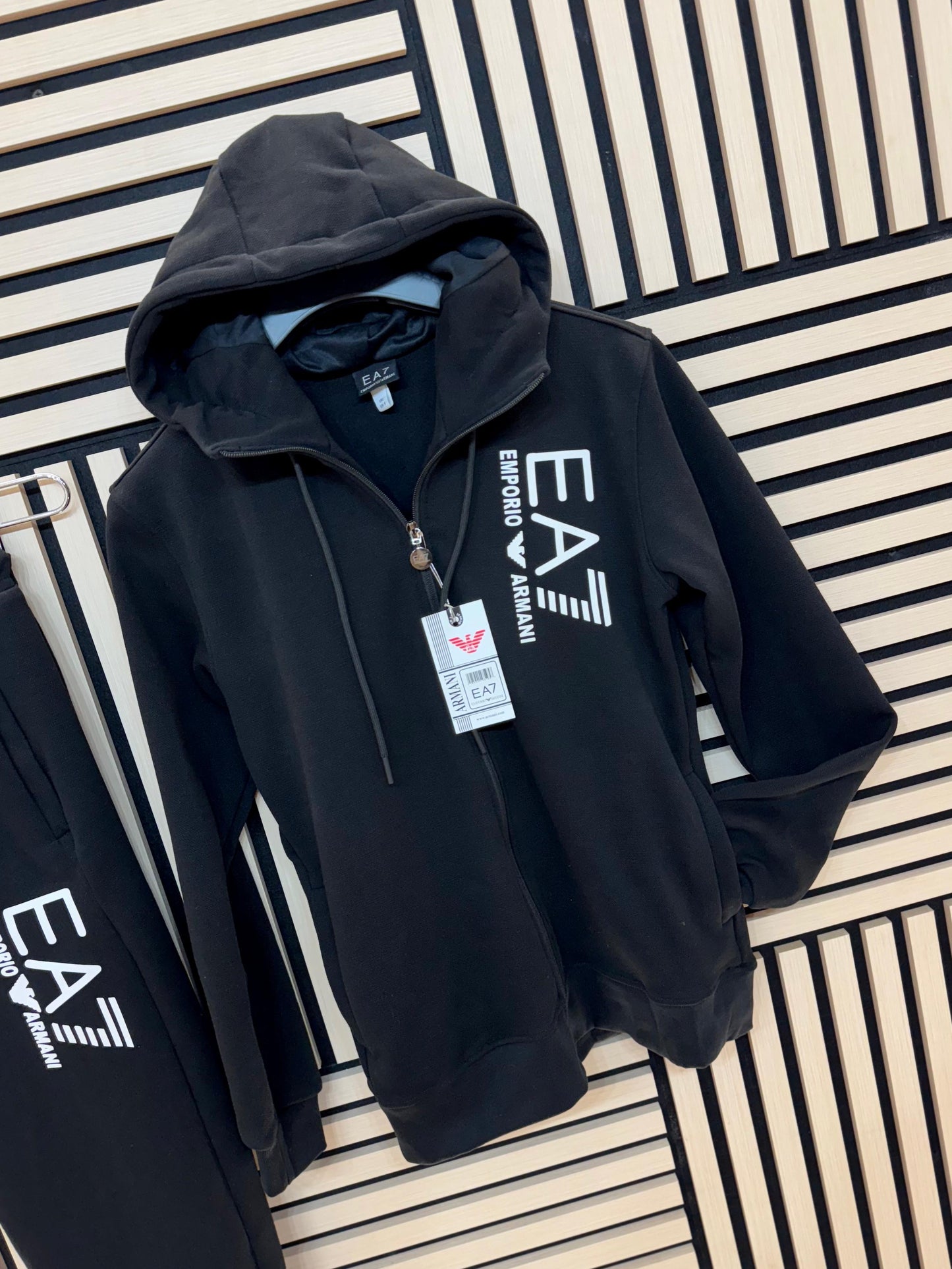 Chándal Armani/ Max calidad