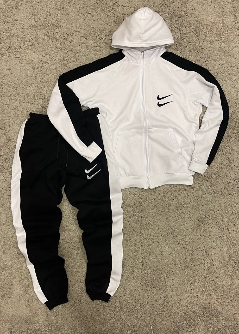 Chándal Nike “novedad”