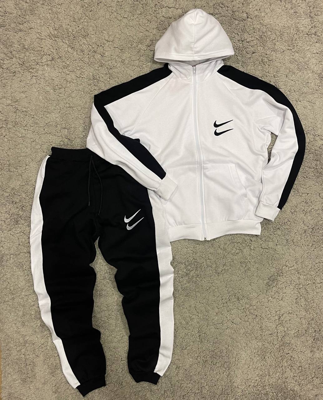 Chándal Nike “novedad”