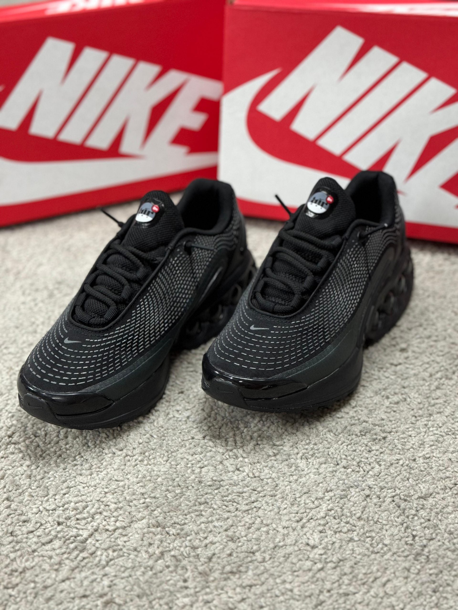 Air Max DN ( Negras )