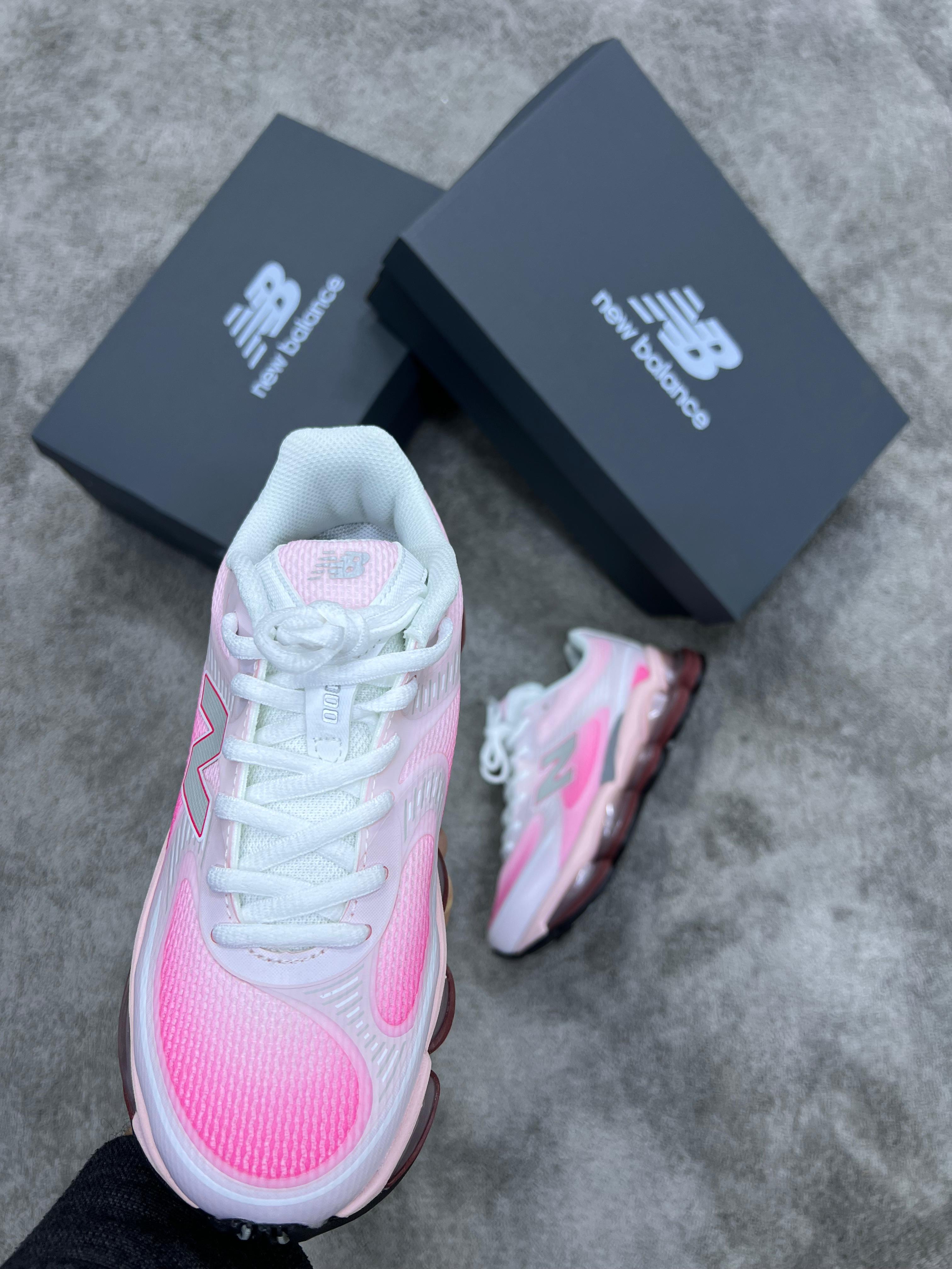 New Balance 2000