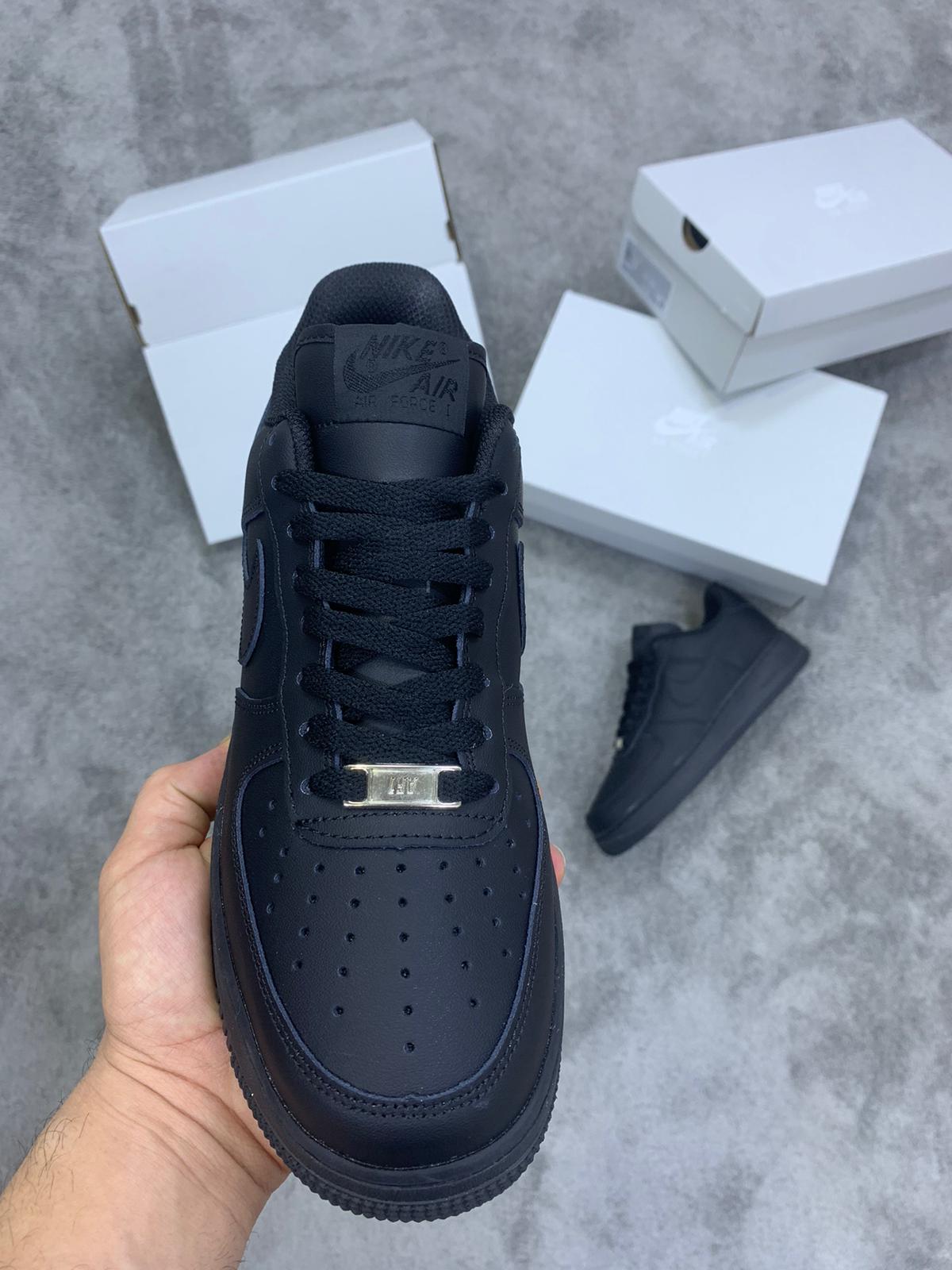 Air force 1 ( Negras )