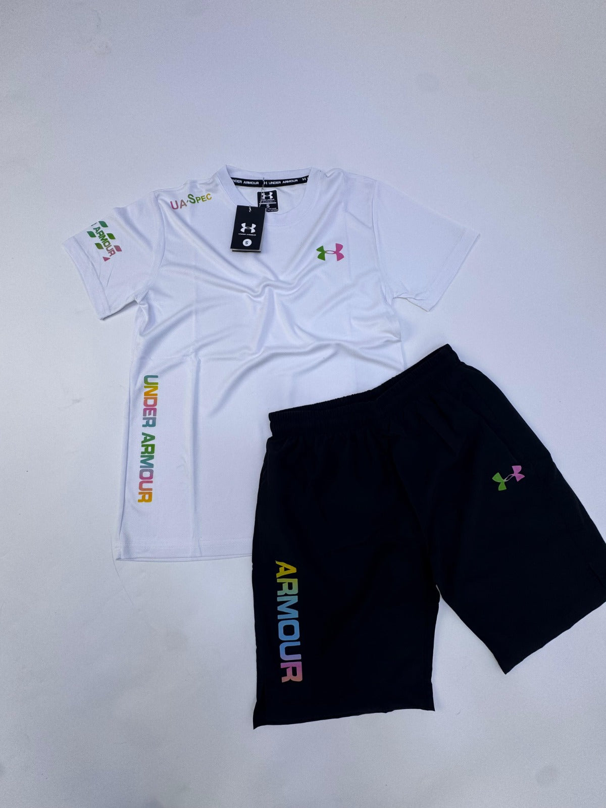 Conjuntos Under Armour (blanco y negro)