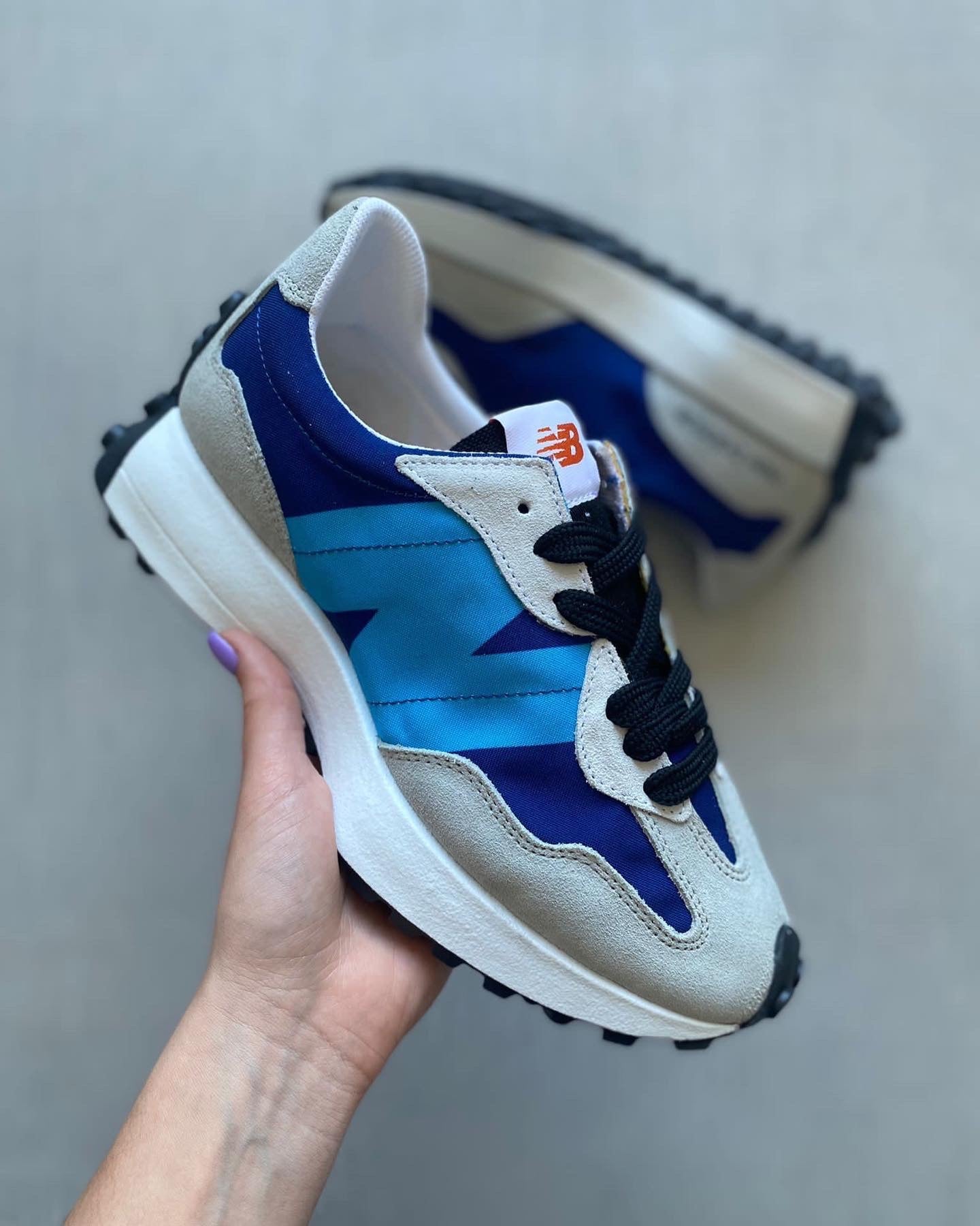 New Balance 327 "Baja calidad"