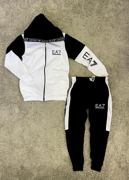 Novedad Chándal EA7 “blanco”