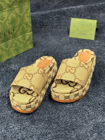 Chanclas Gucci “calidad”