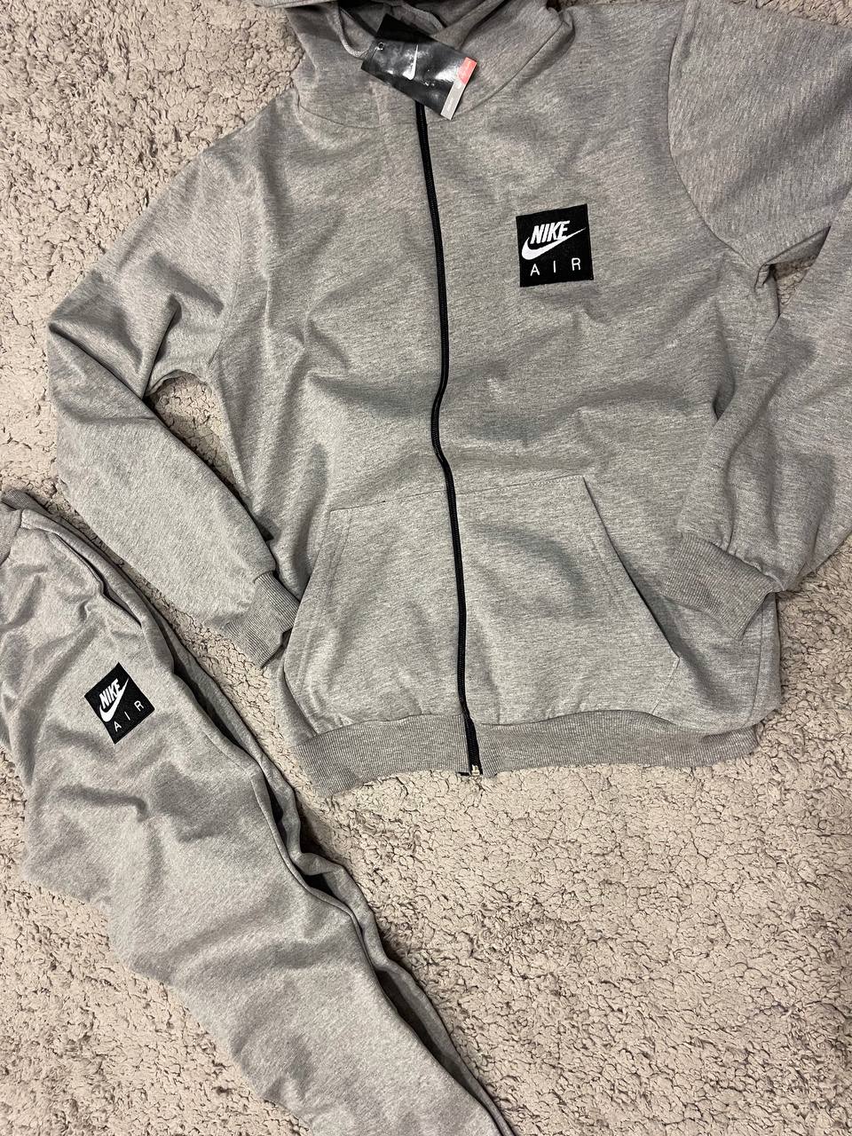 Chándal Nike gris “novedad”