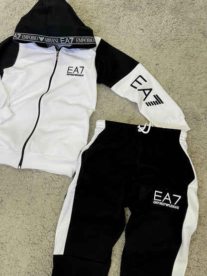 Novedad Chándal EA7 “blanco”