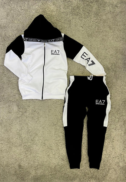 Novedad Chándal EA7 “blanco”