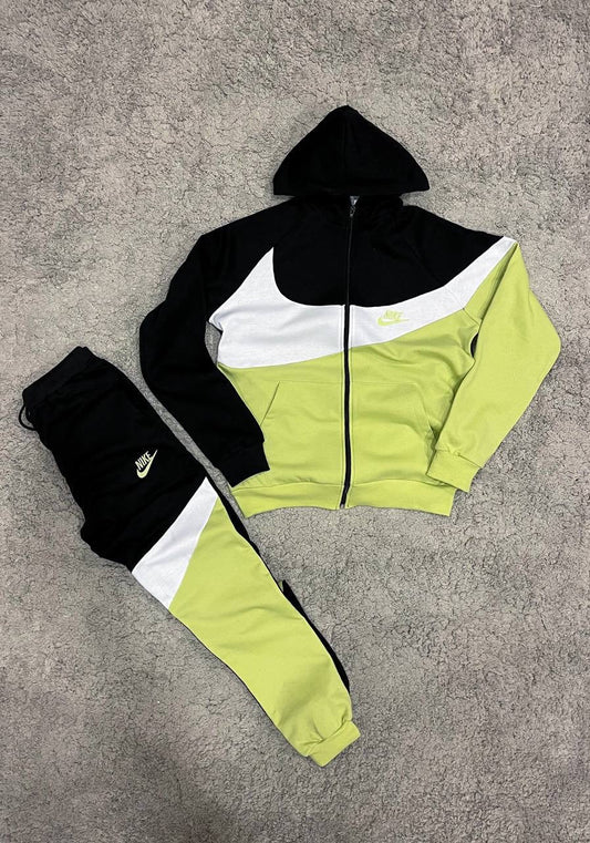 Chándal Nike “nuevo”