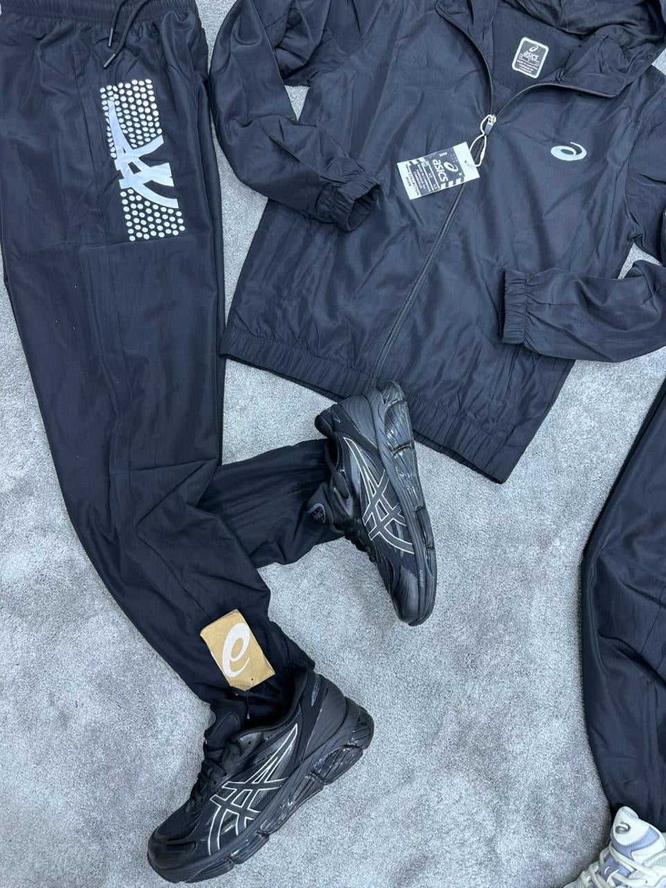 Chandal Asics *reflectante* Negro