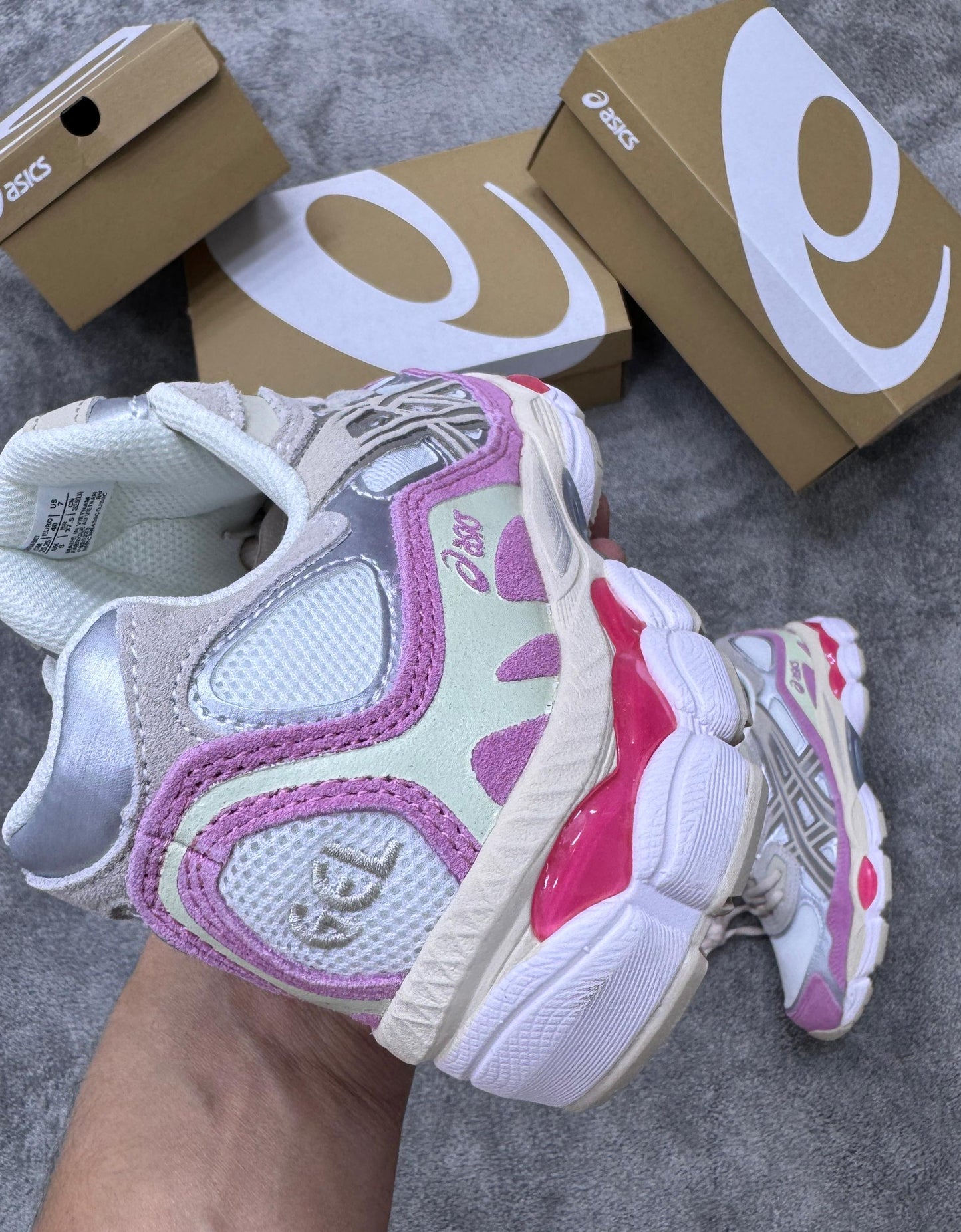 Asics GEL-NYC con Rosa