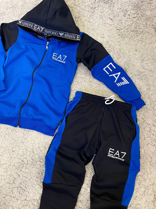 Novedad Chándal EA7 “azul”