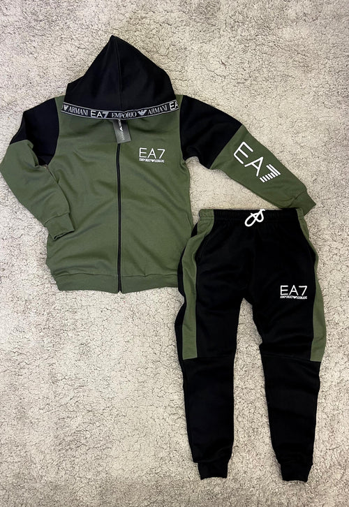 Novedad Chándal EA7 “verde”
