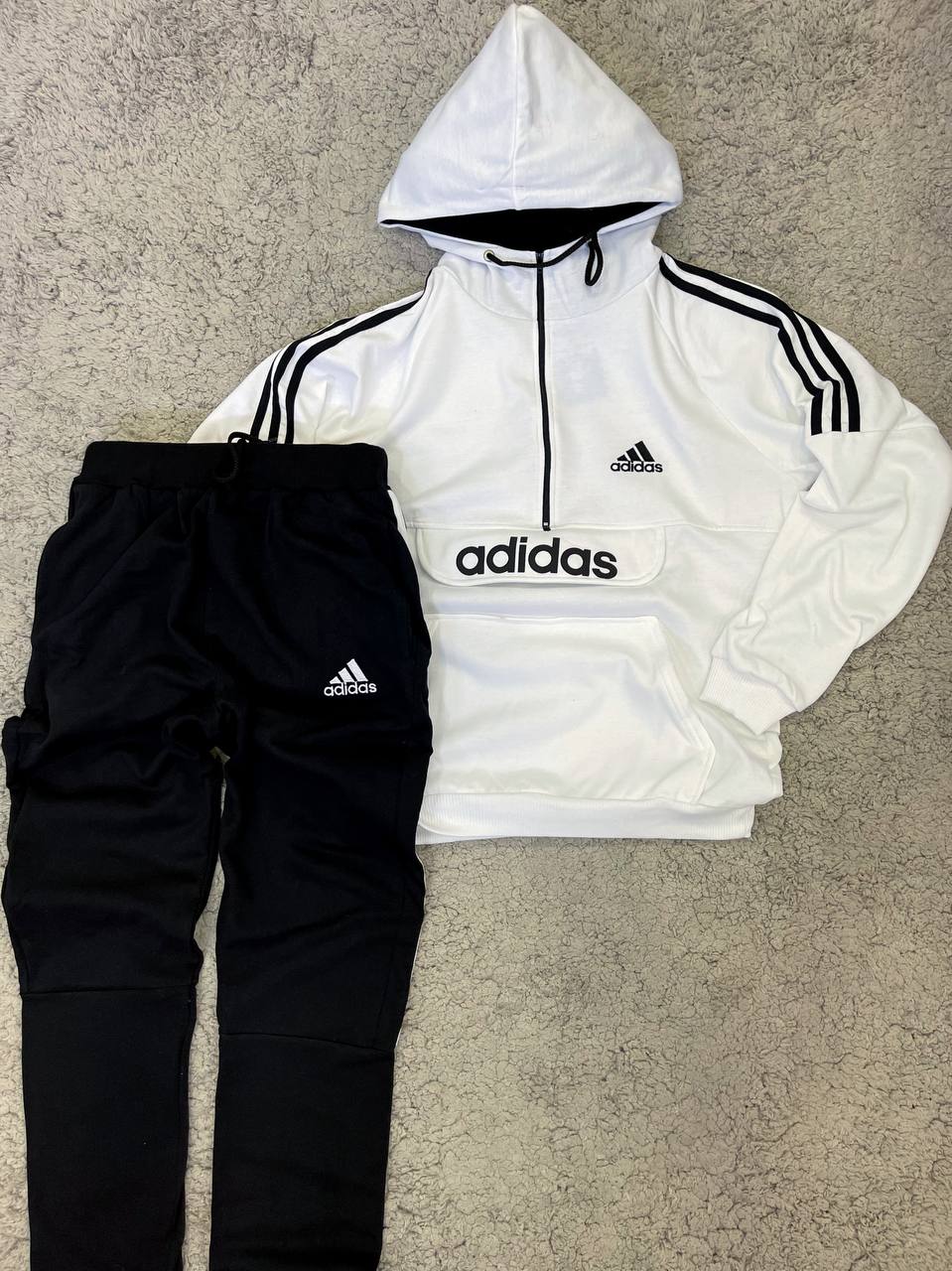 Novedad Chándal Adidas (Blanco)