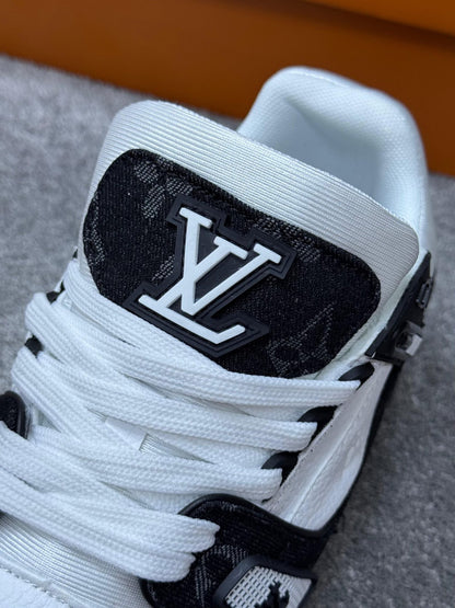 Louis Vuitton Trainer ( Negro )