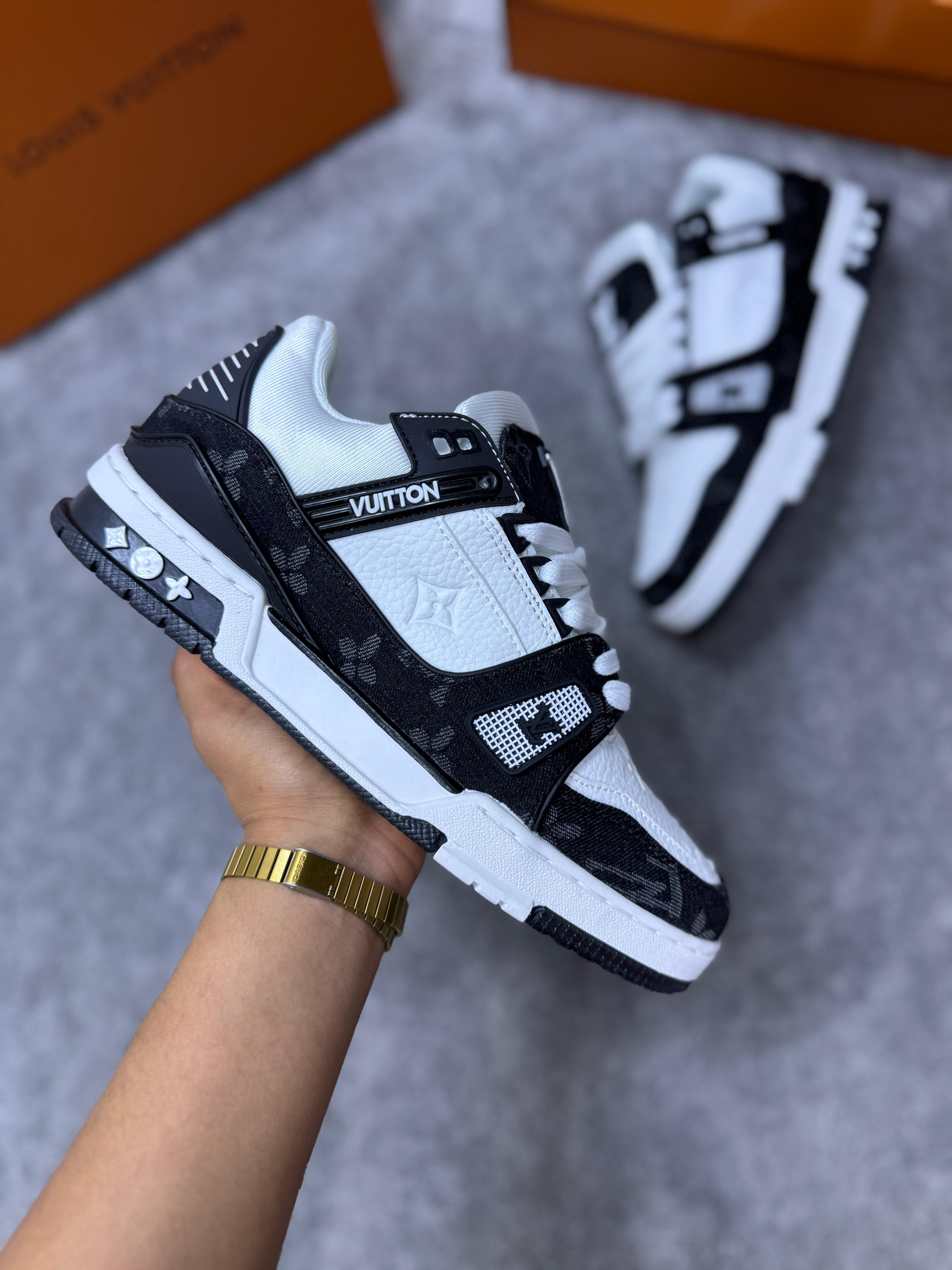 Louis Vuitton Trainer ( Negro )