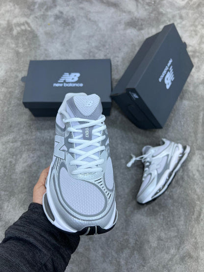 New Balance  2000