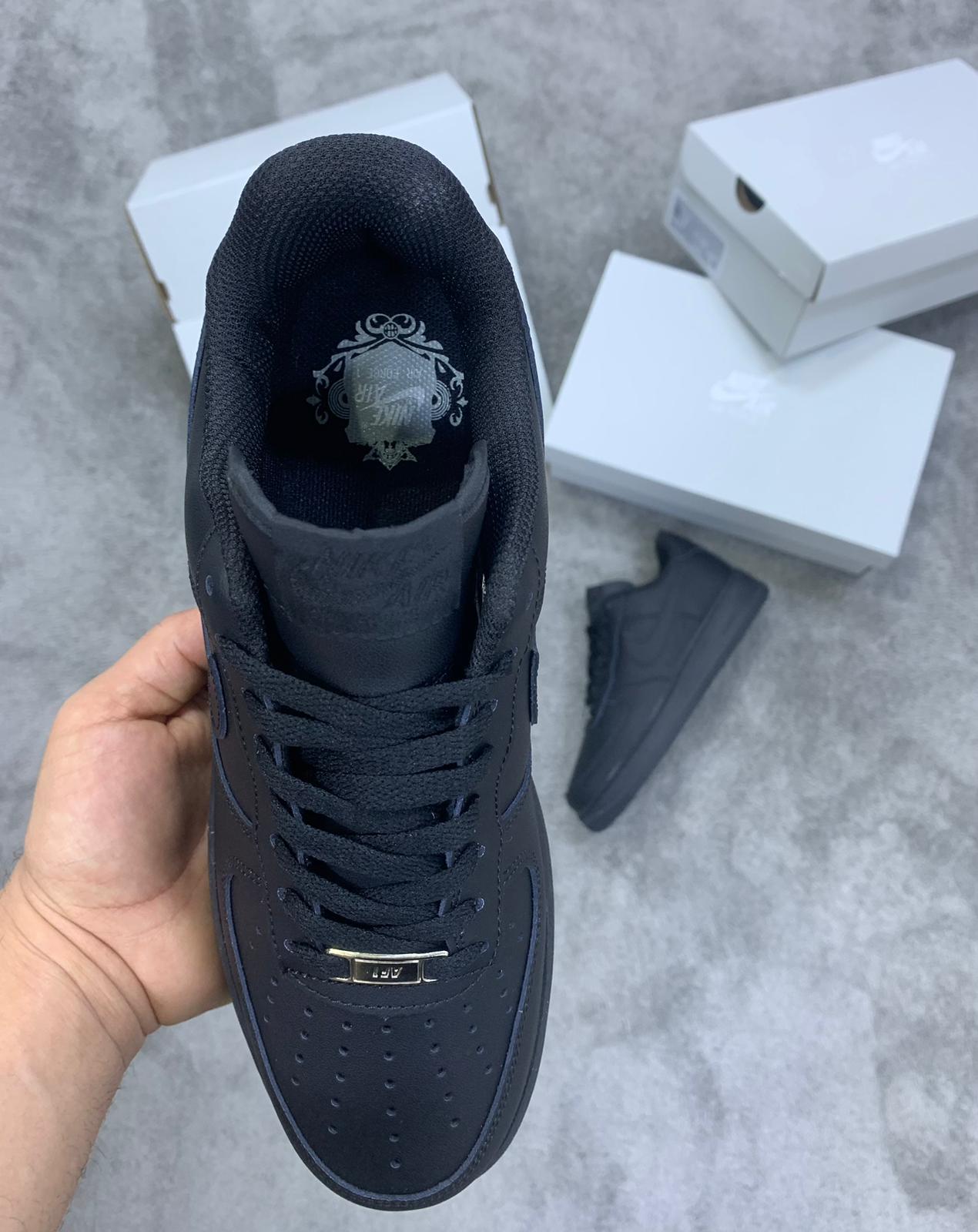 Air force 1 ( Negras )