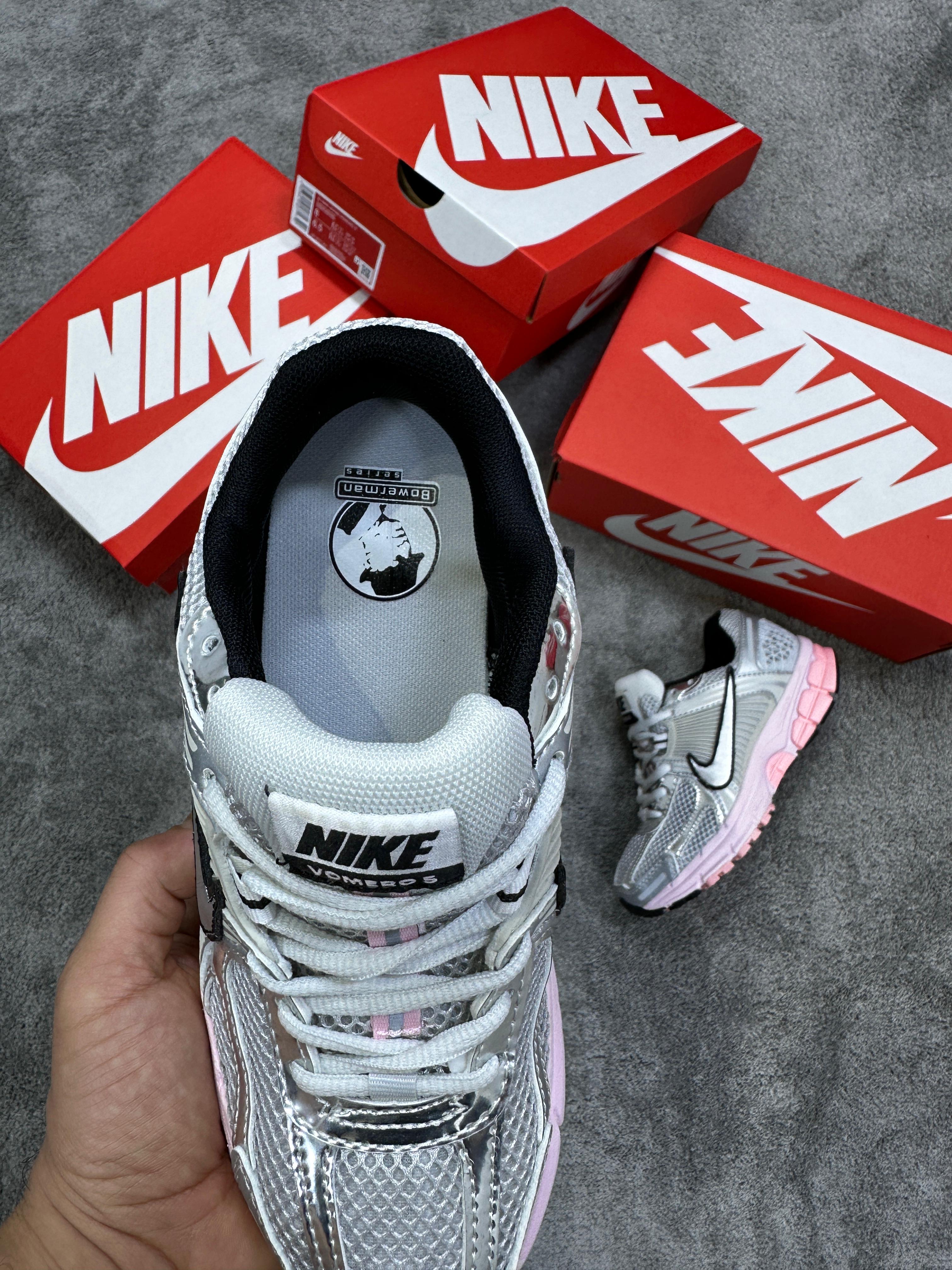 Nike zoom vomero 5