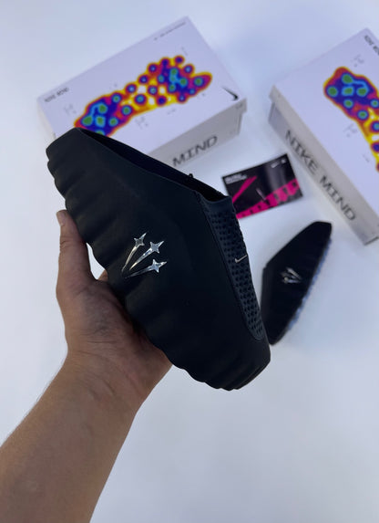 Nike Mind 001 x NOCTA (NEGRAS)